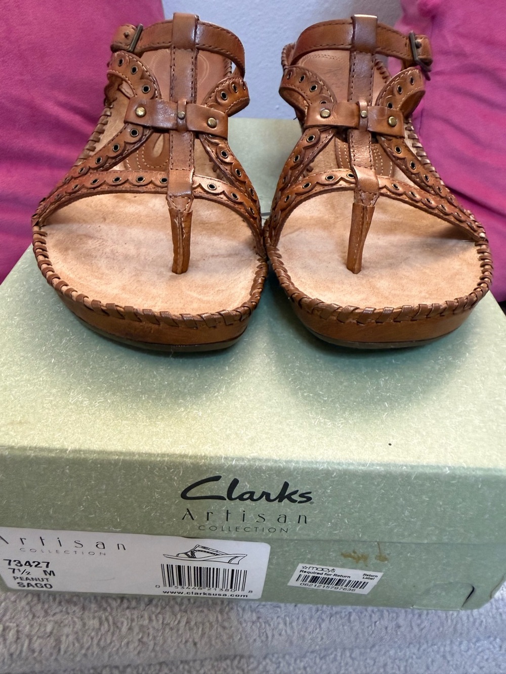 Clarks Brown Leather T-Strap Sandals with Decorative Stitching NIB